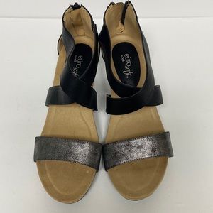 Antonio Women's Black and Silver Sandals